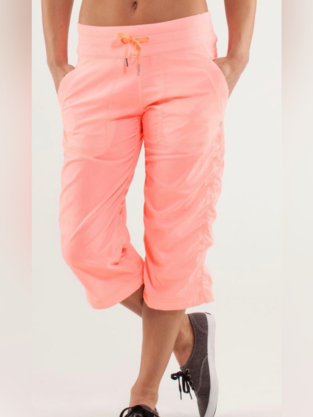 Lululemon Studio Crop Bleached Coral Rare Color - Size 6 Ruched Crop Pants